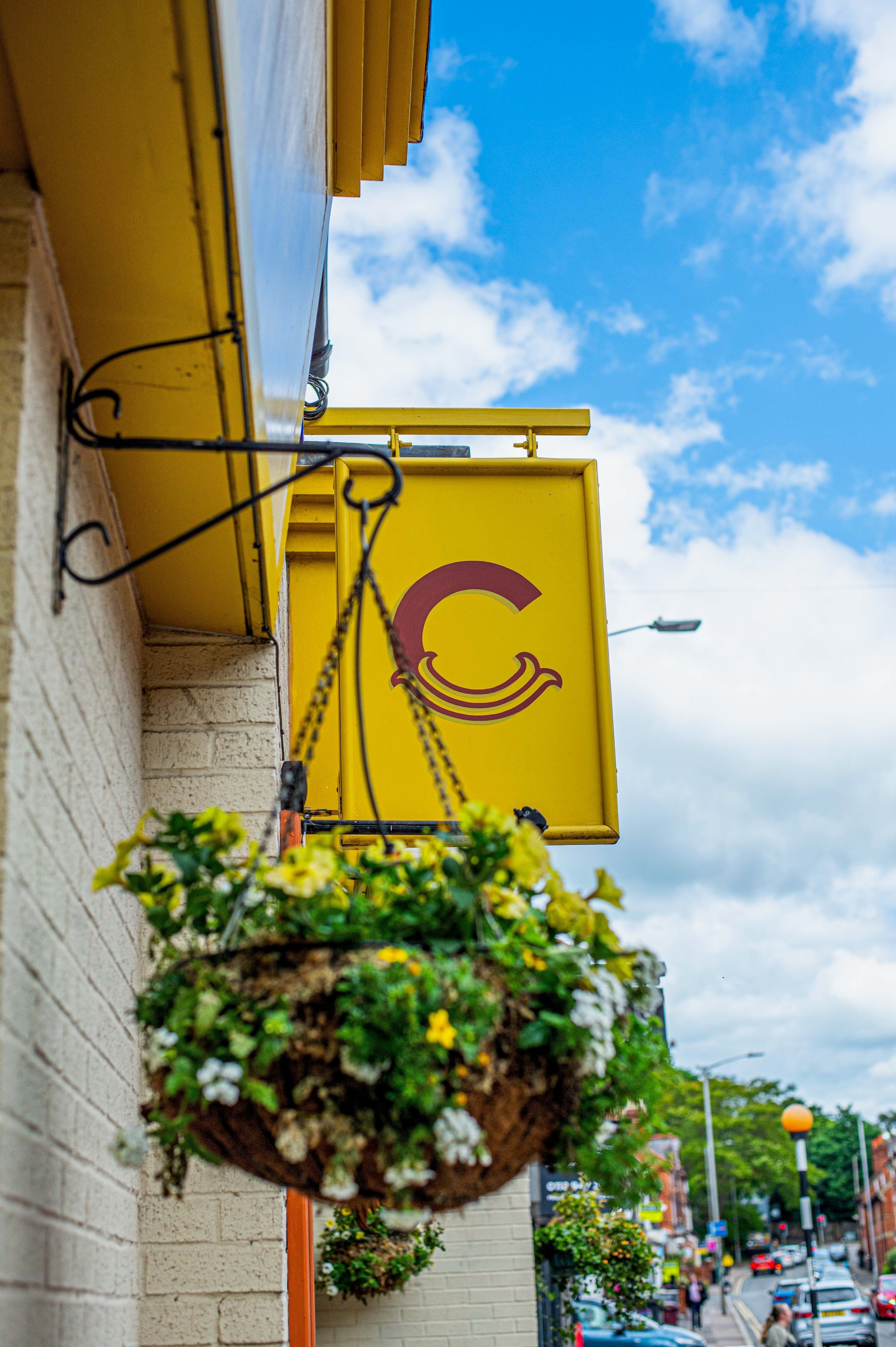 Clay's Kitchen & Bar